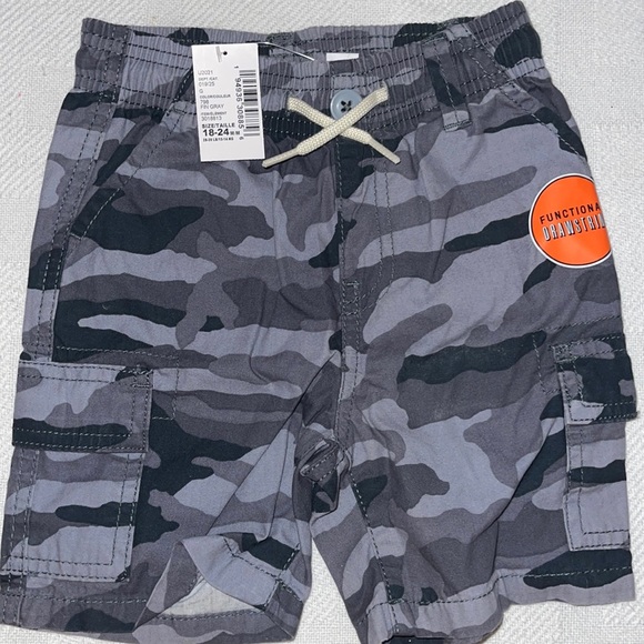 Children’s Place Boys Camo Gray Cargo Shorts - Picture 1 of 3